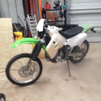 03 Kawasaki Klx400.jpg