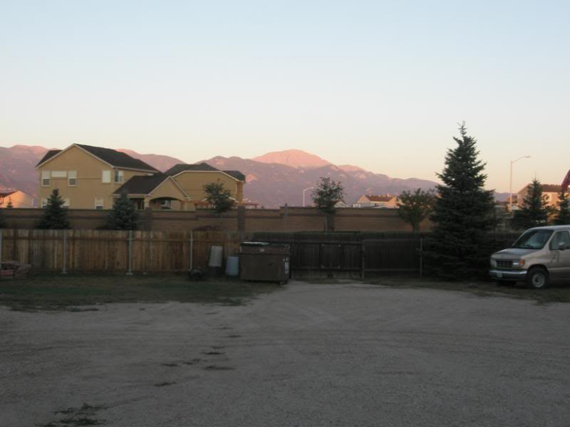 056PikesPeakfrombackyard.jpg