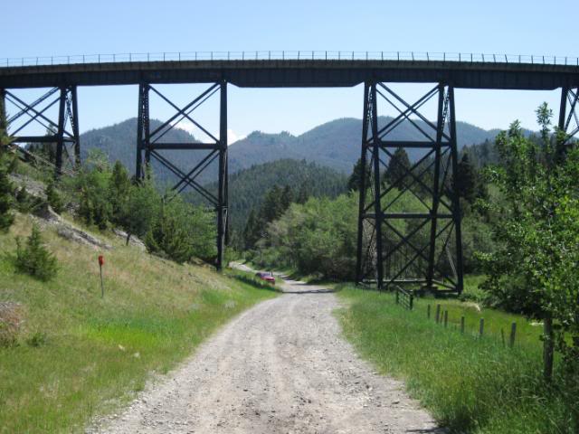 084trestle.jpg