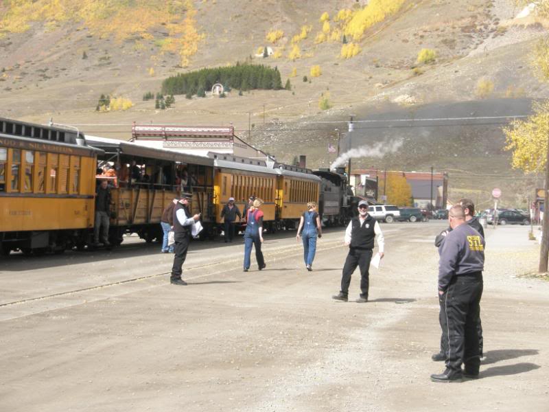 134traininSilvertonCO.jpg