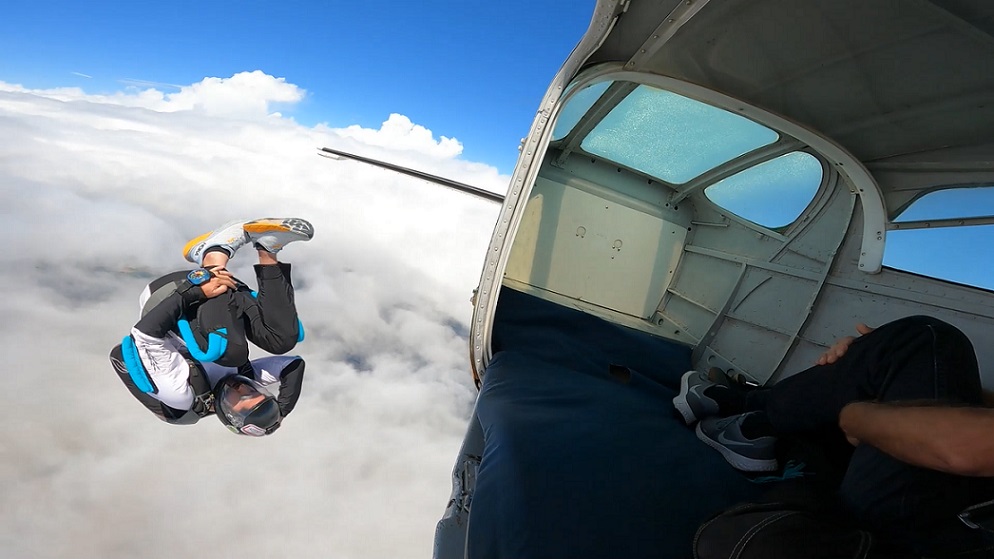 a1 skydive 03.jpg