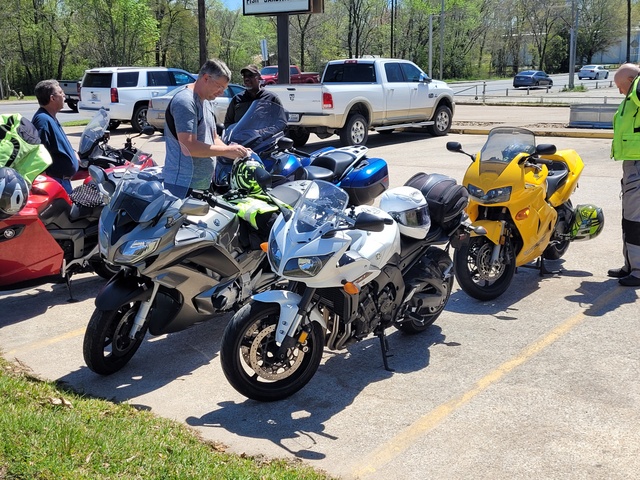 Bikes at TX Burger 2.jpg