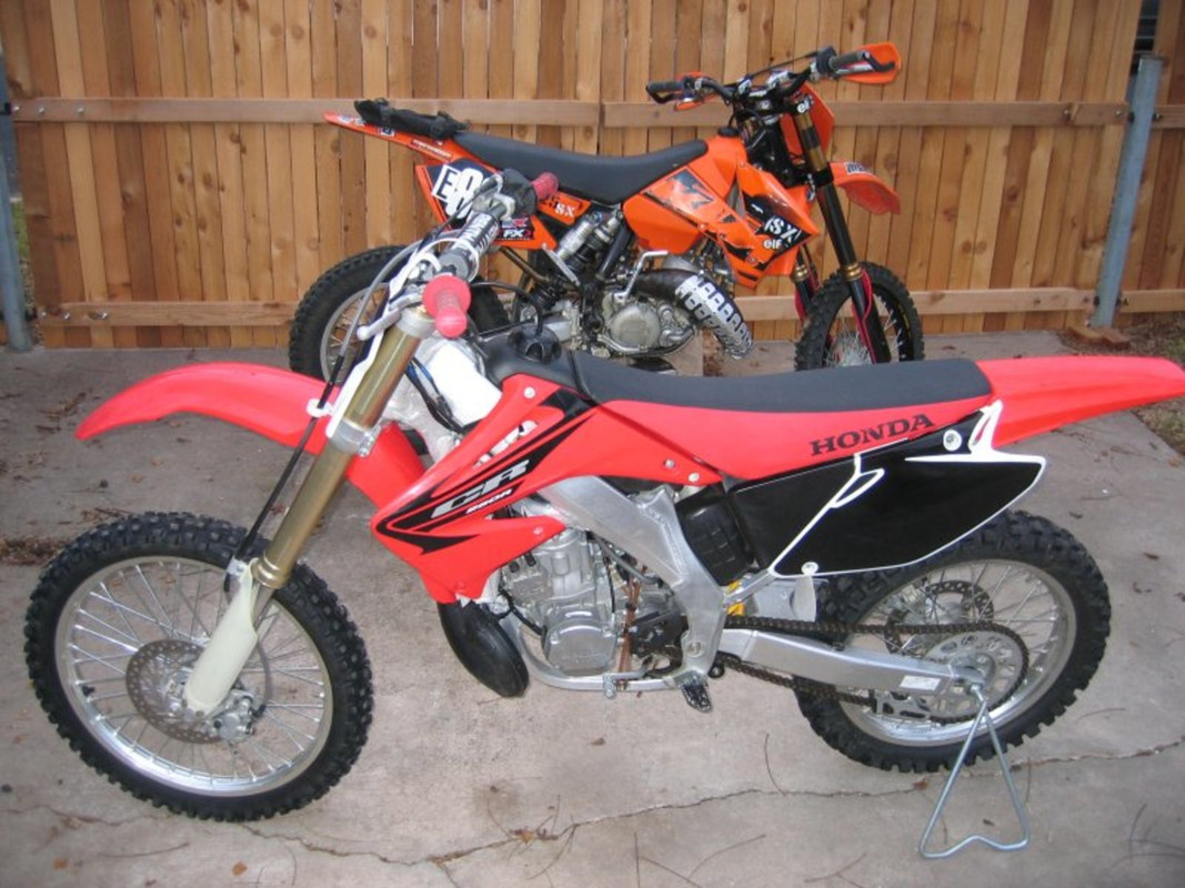 cr250-smljpg.jpg