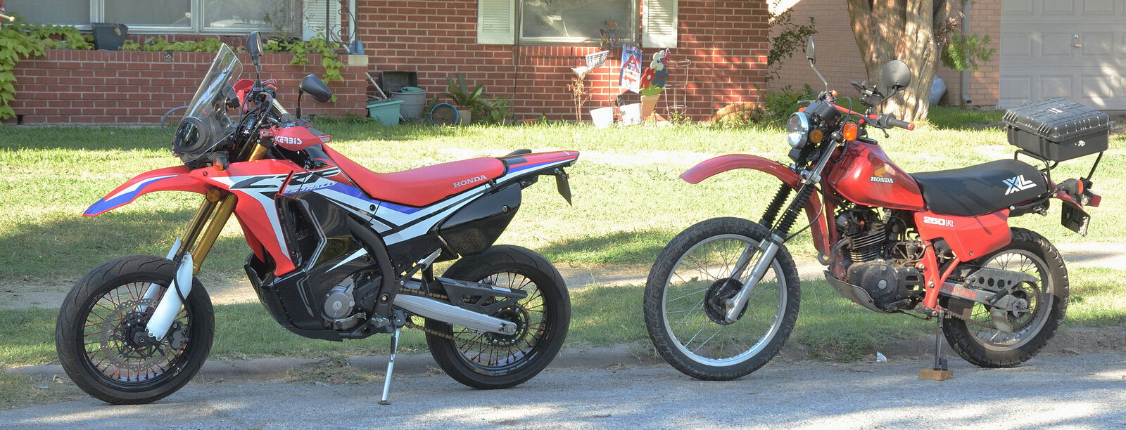 CRF_XLR.JPG