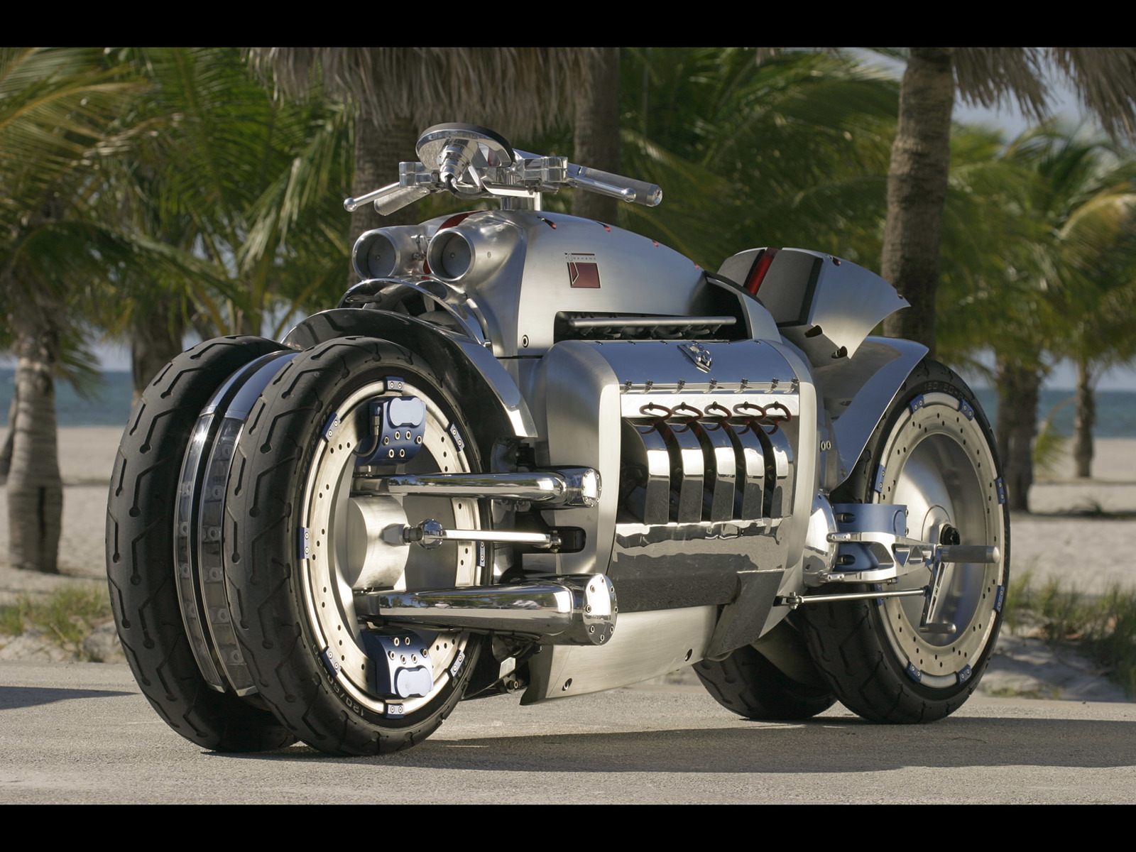 Dodge-Tomahawk-Beach-1920x1440.jpg