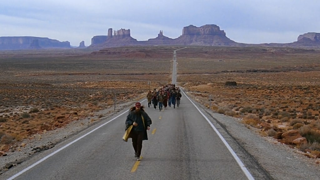 Forrest-Gump-Stops-Running-2-movieworldmap.com_-XL.jpg