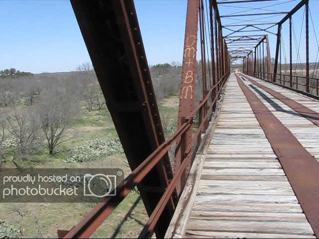 MAR2010Ride_OldBridgeCOriver.jpg