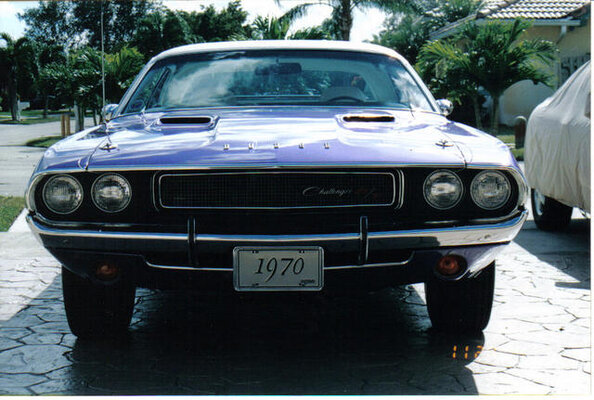 1970 Dodge Challeger front.jpg